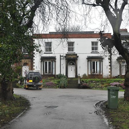 Heath House Bed & Breakfast Ossett Екстериор снимка