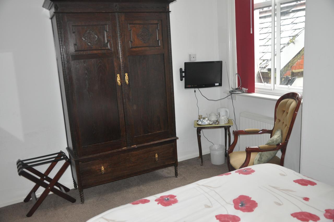 Heath House Bed & Breakfast Ossett Екстериор снимка