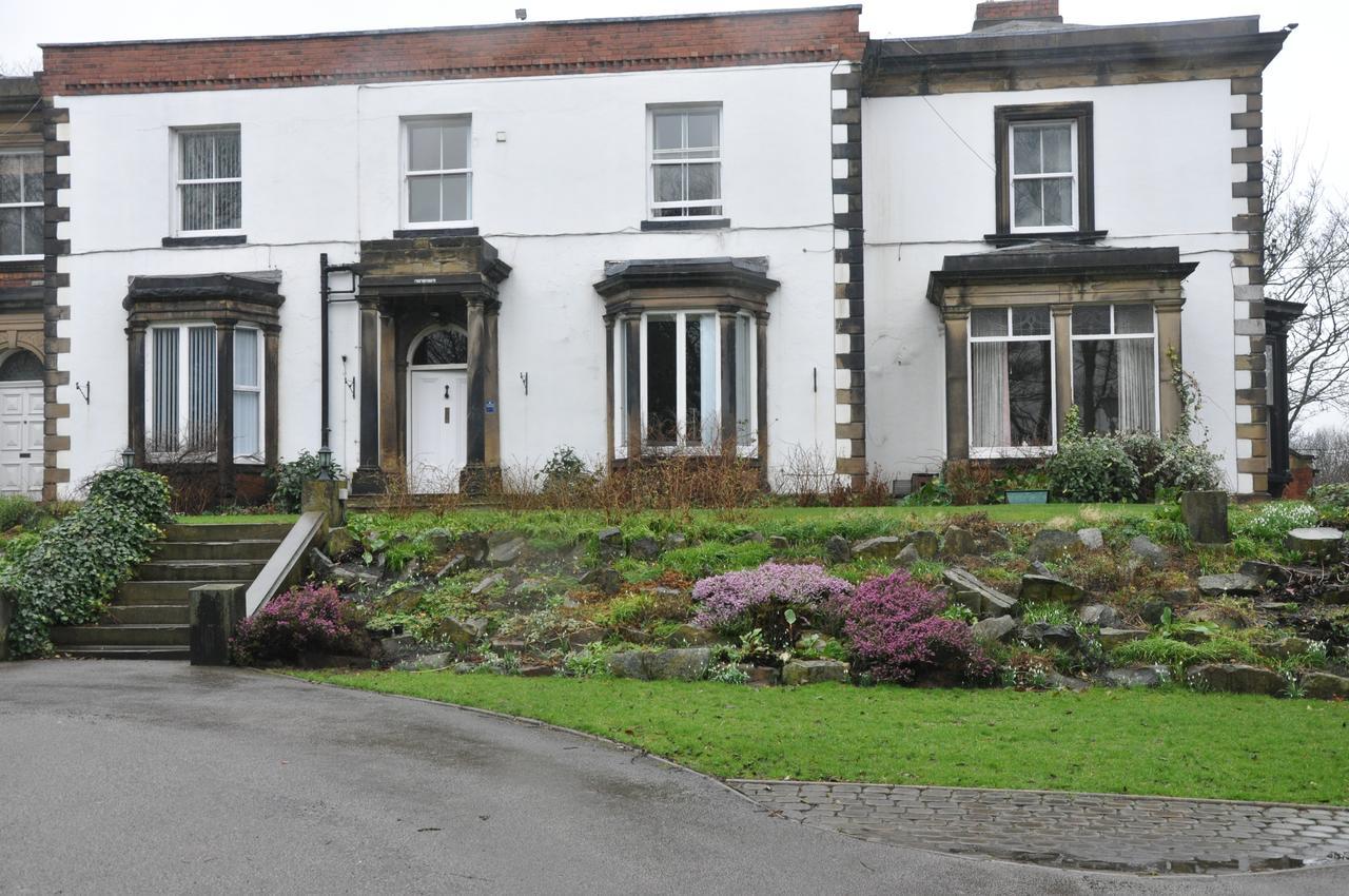 Heath House Bed & Breakfast Ossett Екстериор снимка