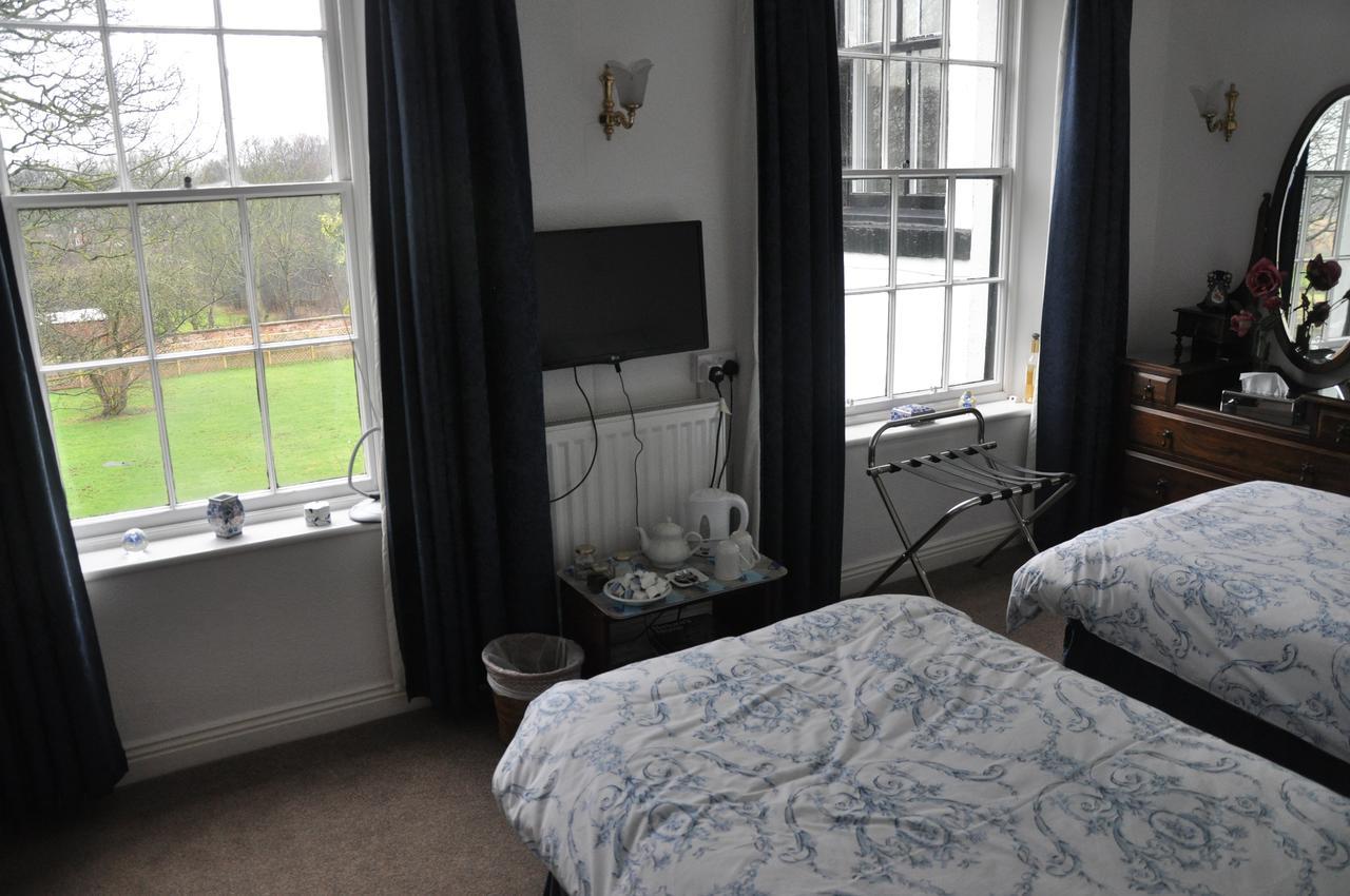 Heath House Bed & Breakfast Ossett Екстериор снимка