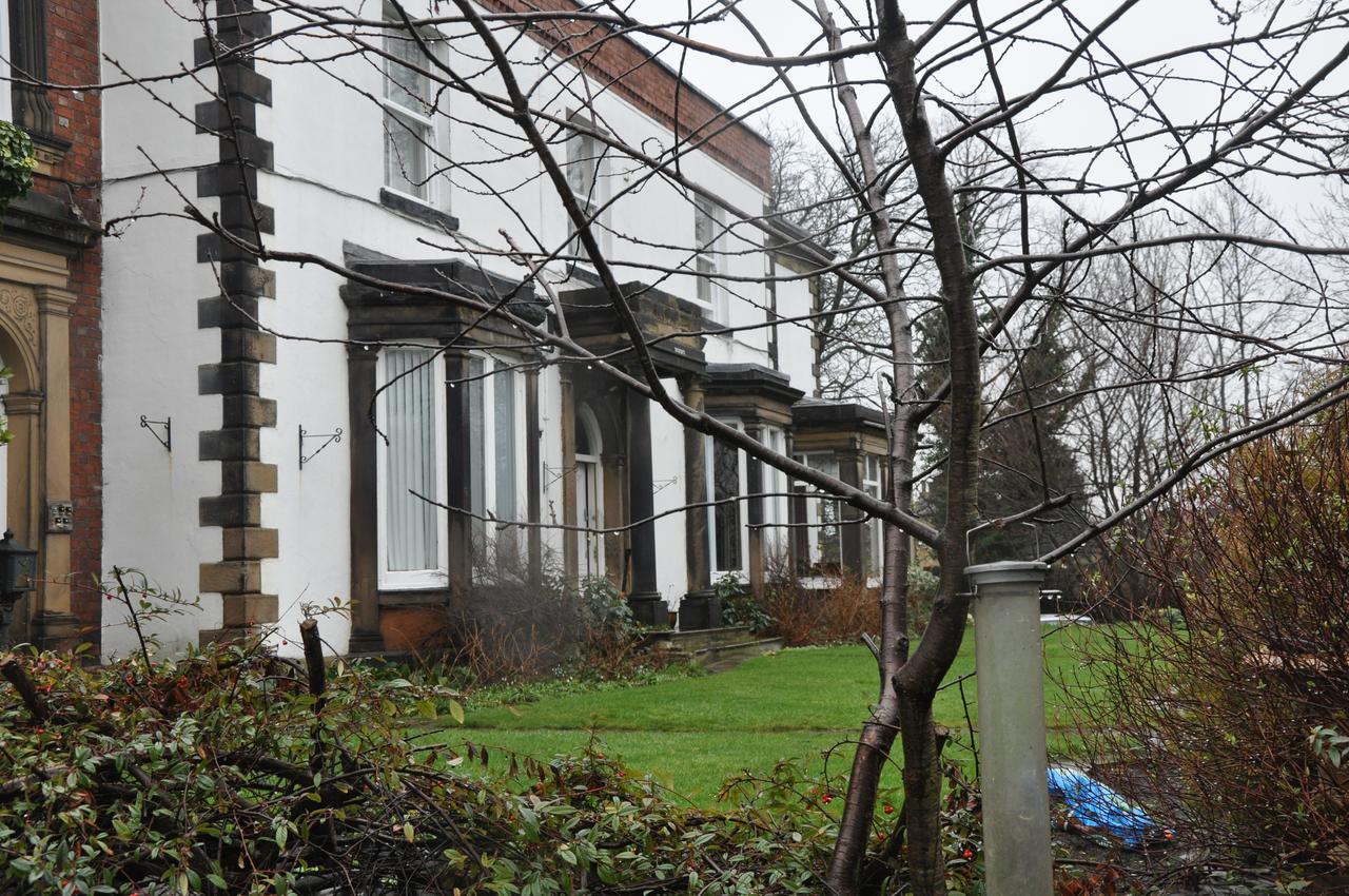 Heath House Bed & Breakfast Ossett Екстериор снимка