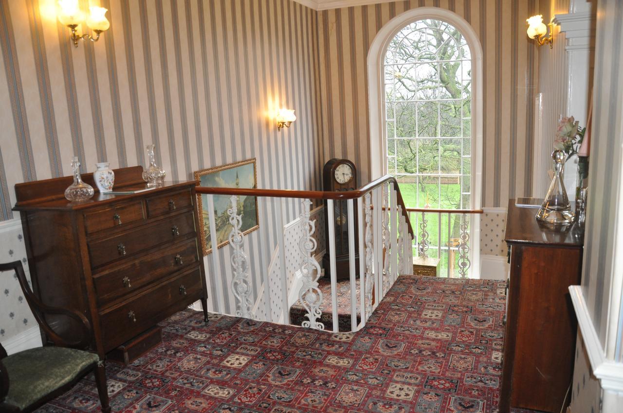 Heath House Bed & Breakfast Ossett Екстериор снимка
