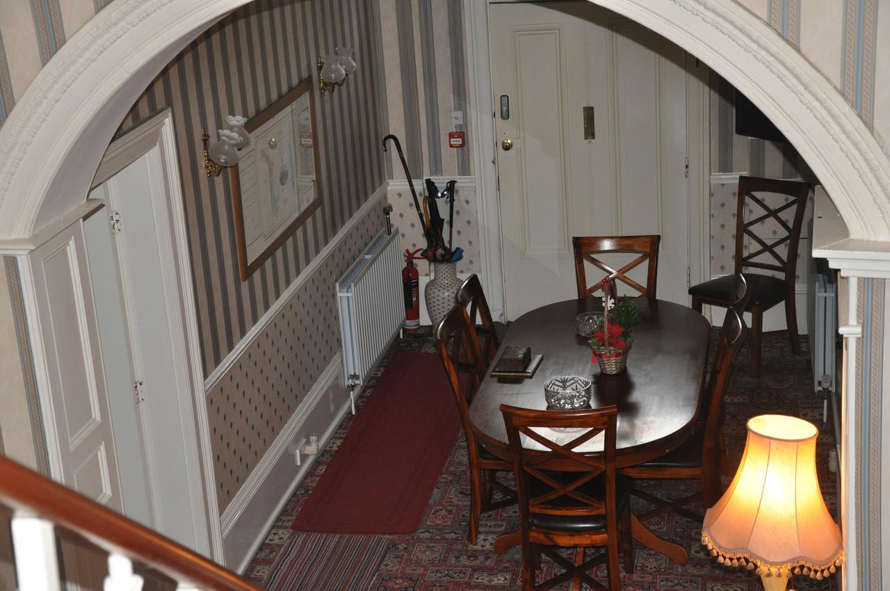 Heath House Bed & Breakfast Ossett Екстериор снимка