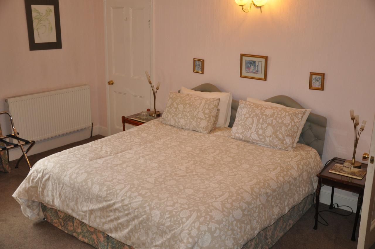 Heath House Bed & Breakfast Ossett Екстериор снимка