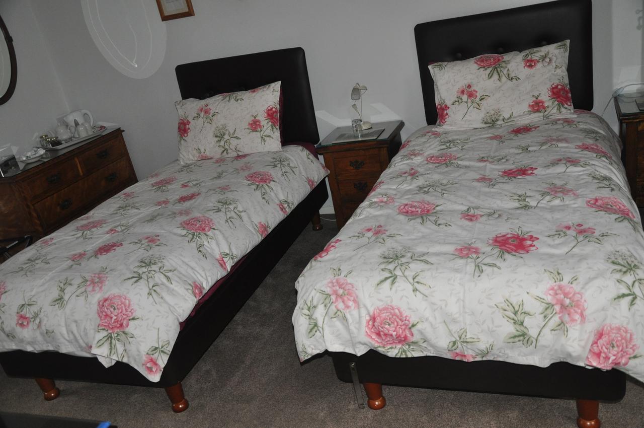 Heath House Bed & Breakfast Ossett Екстериор снимка